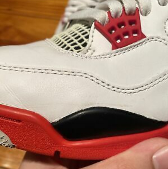 Jordan Retro 4 "Fire Red OG" 2020 Edition - Picture 5 of 7